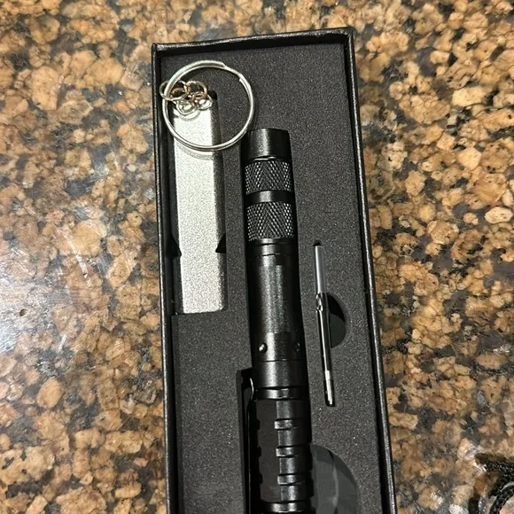 New 12 in 1 Tactical Pen Multitool Survival Pen - Picture 5 of 6